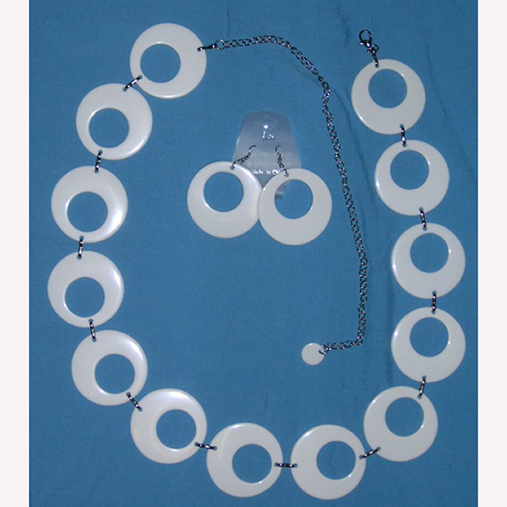 Picture of Go-Go White Belt & Earring Set